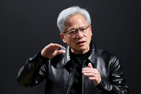 财报和电话会两重天 英伟达投资者和股价跟着AI展望一起坐过山车